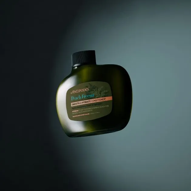Antipodes Après-shampoing Lissant et Hydratant Pêche et Freesia - 340 ml