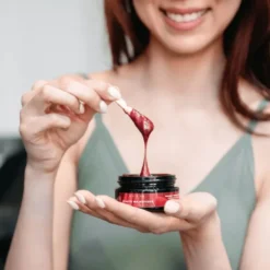 Okoko Cosmetiques Nettoyant 4-en-1 Beauté Majestique