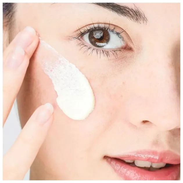 100% Pure Crème Solaire SPF30 Au Thé Vert - 83 ml